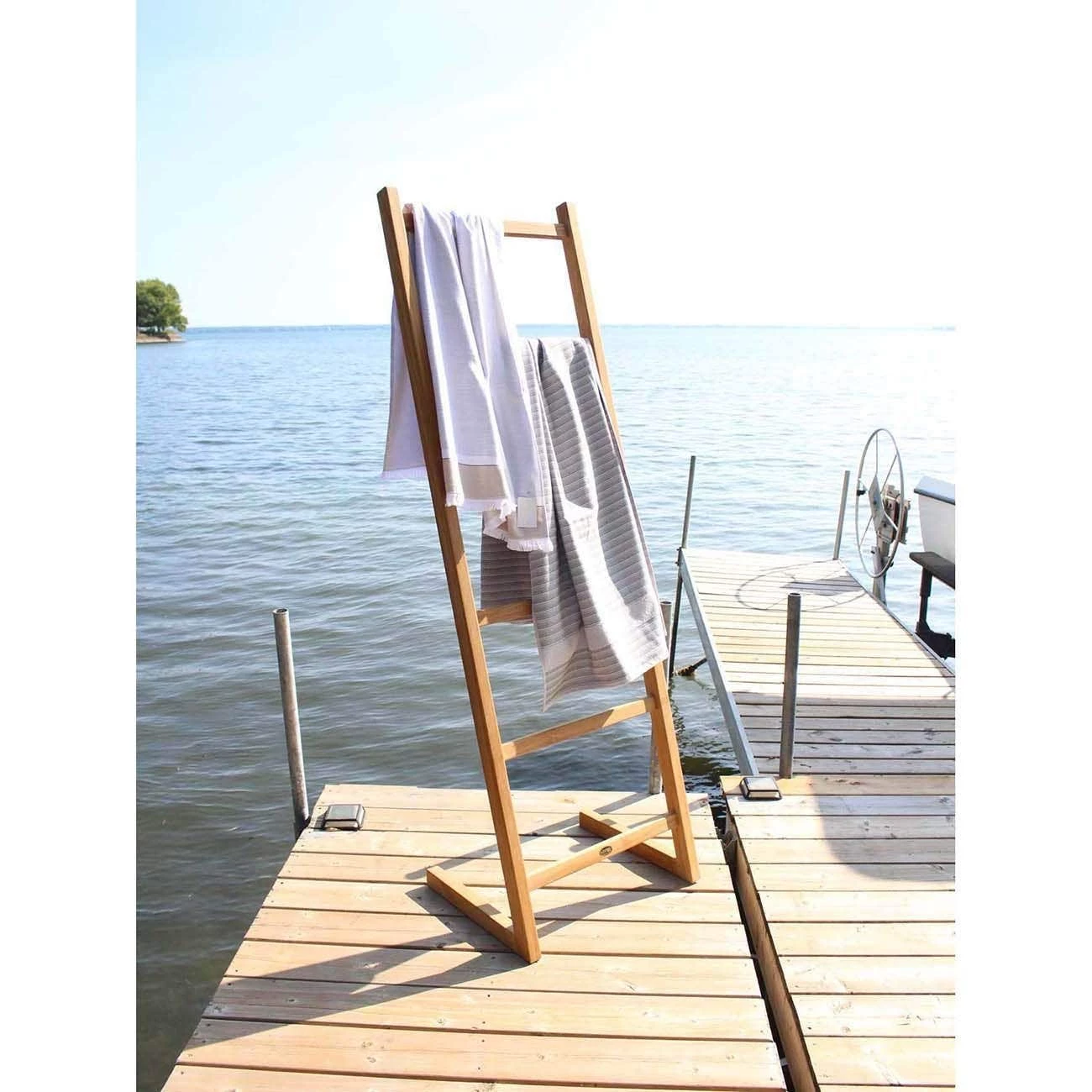 71 Inch Teak Self-Standing Towel Ladder With 6 Bars